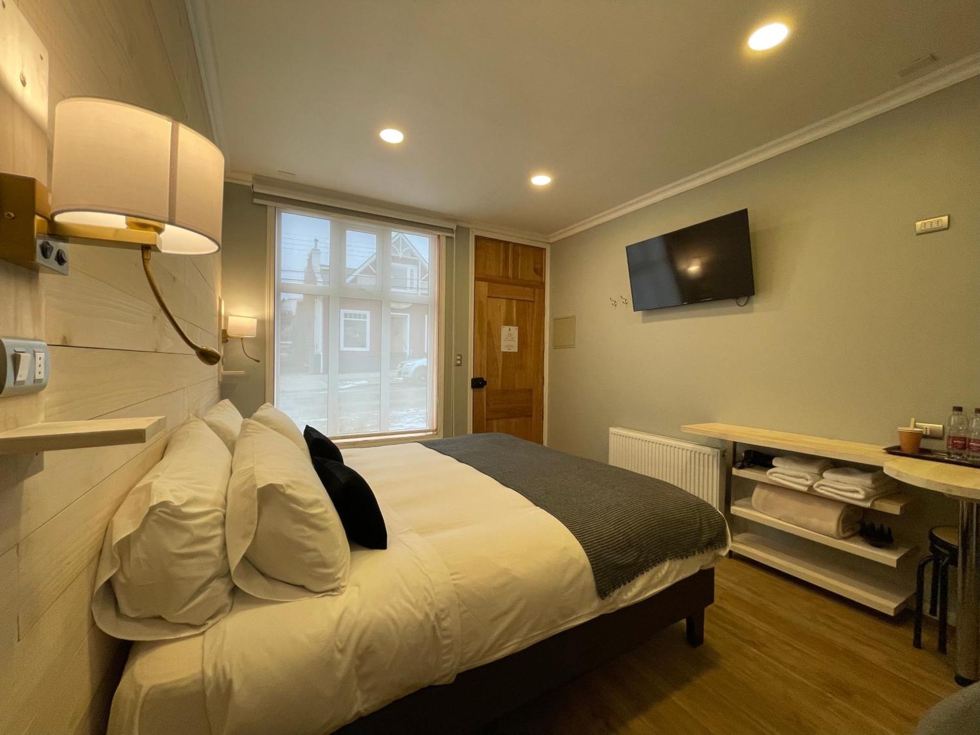 Hostal Boutique Puerta Roja Punta Arenas Eksteriør billede