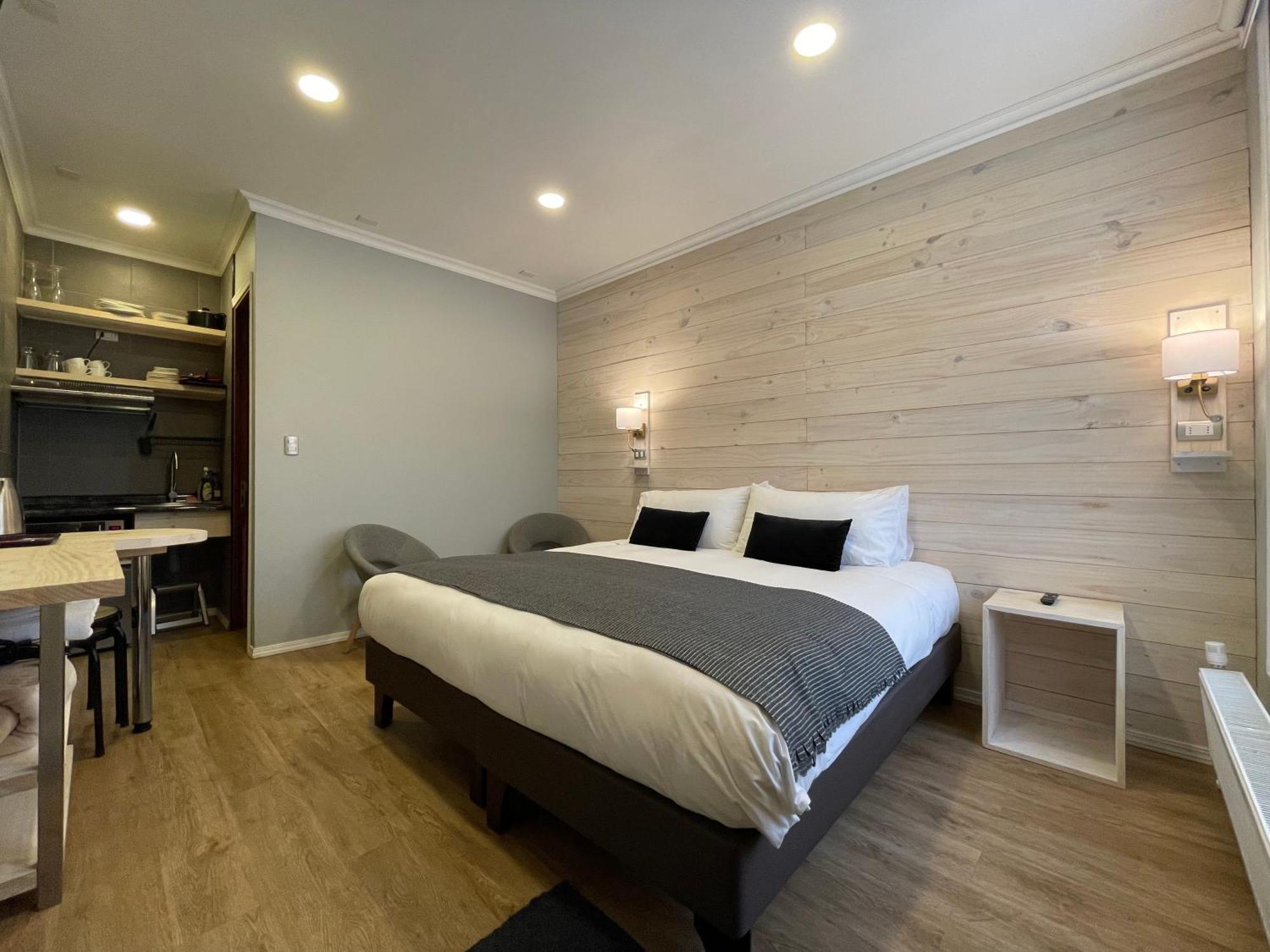 Hostal Boutique Puerta Roja Punta Arenas Eksteriør billede