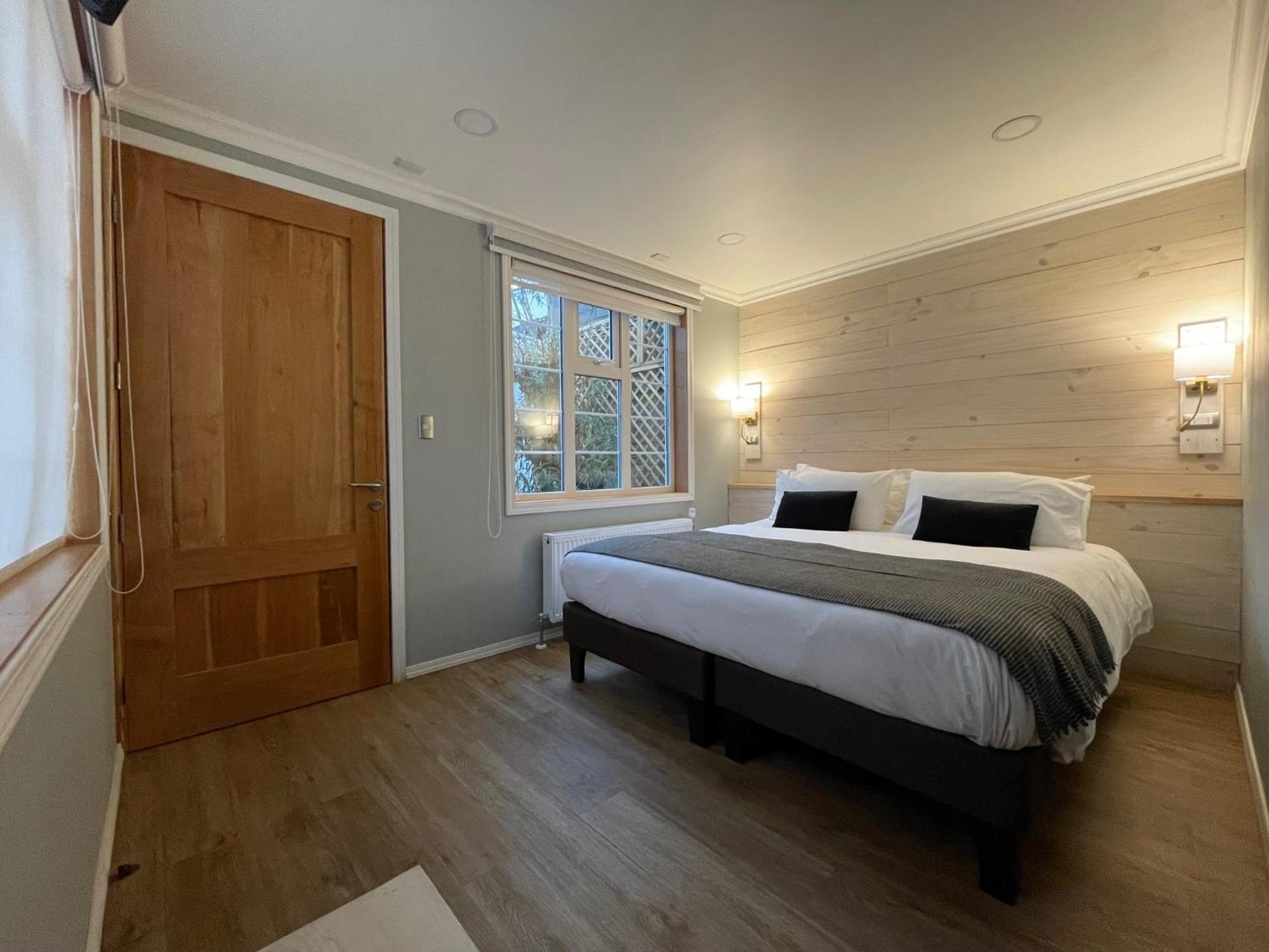 Hostal Boutique Puerta Roja Punta Arenas Eksteriør billede