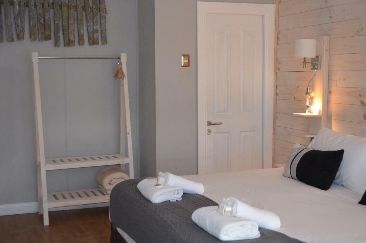 Hostal Boutique Puerta Roja Punta Arenas Eksteriør billede